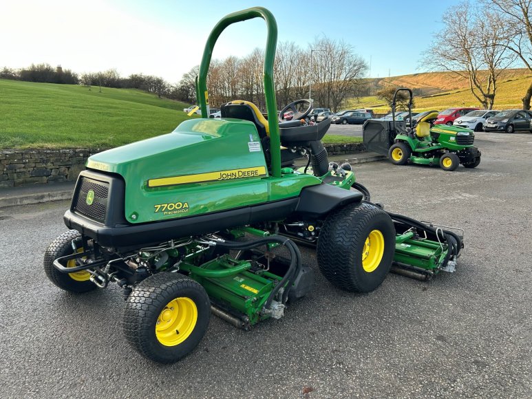 John Deere 7700A Fairway Mower