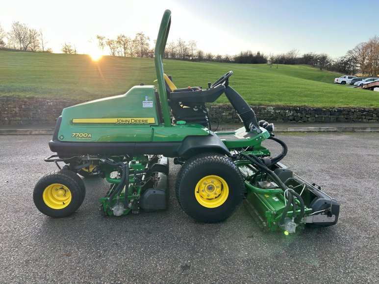 John Deere 7700A Fairway Mower