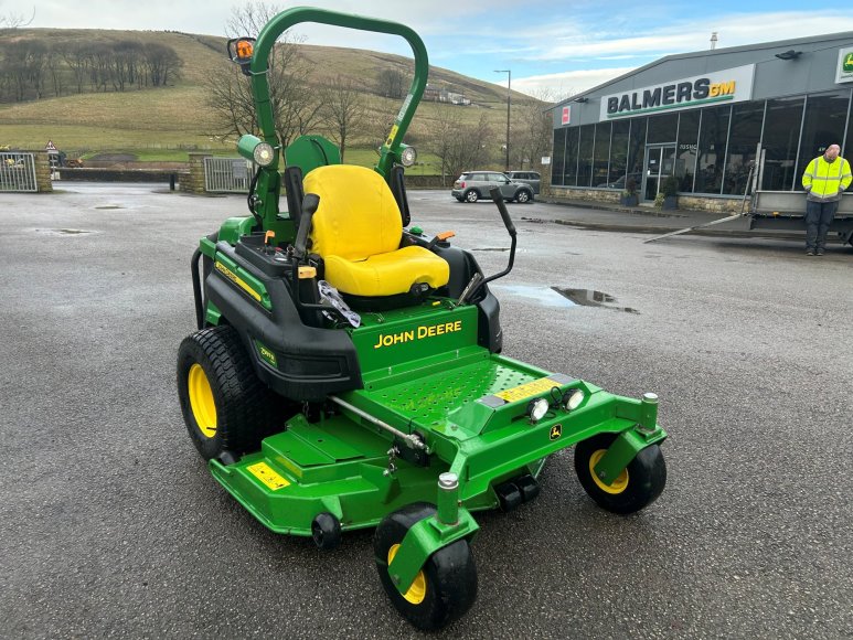John Deere Z997R Zero-turn Mower 