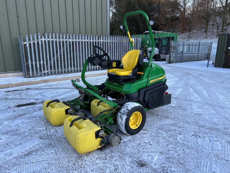 John Deere 2750 Greens Mower 