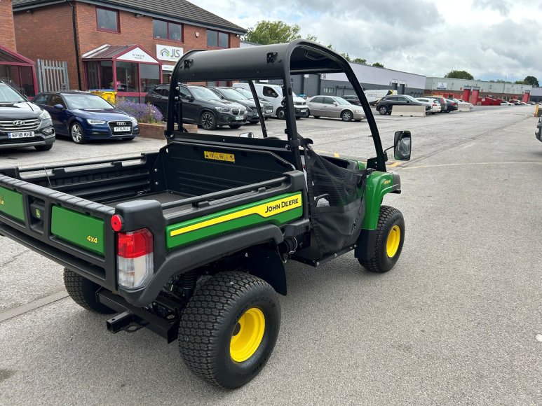 John Deere HPX815E Utility Vehicle 