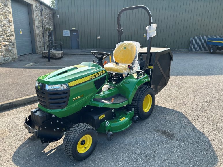 John Deere X950R Ride on Mower