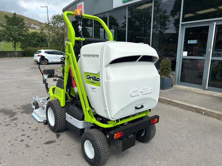 Grillo FD900 Out Front Mower 