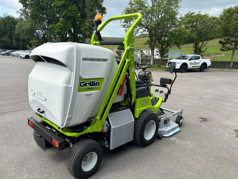 Grillo FD900 Out Front Mower 