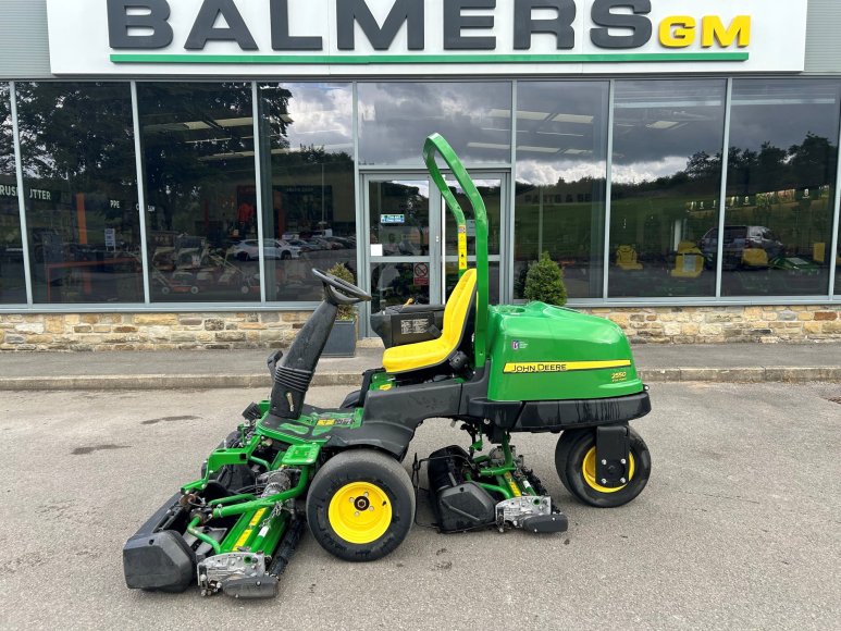 John Deere 2550 Greens Mower