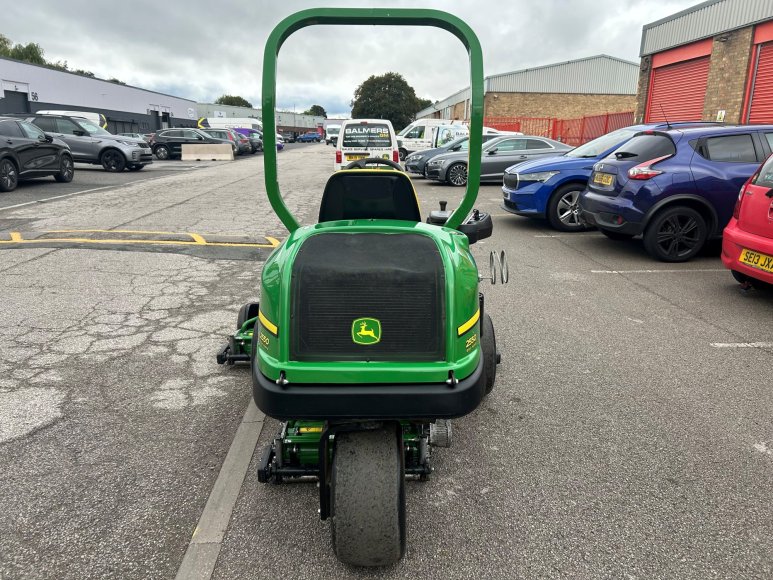 John Deere 2550 Greens Mower