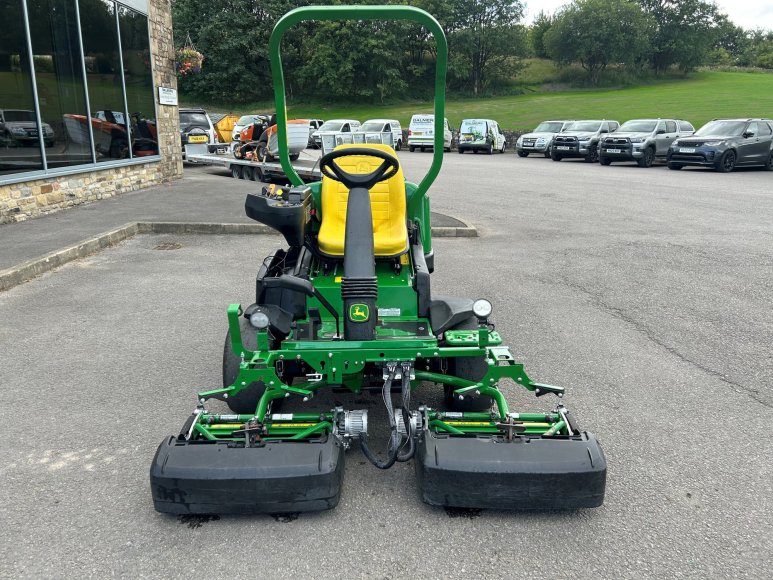 John Deere 2550 Greens Mower