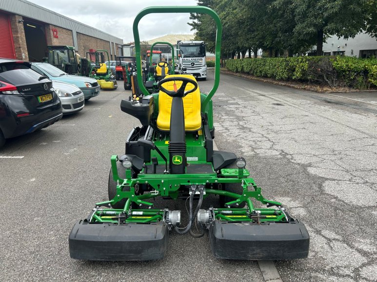 John Deere 2550 Greens Mower