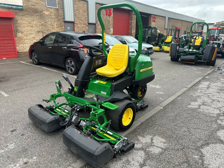 John Deere 2550 Greens Mower