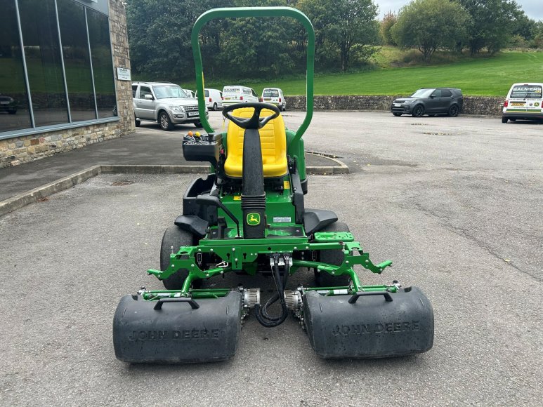 John Deere 2550 Greens Mower
