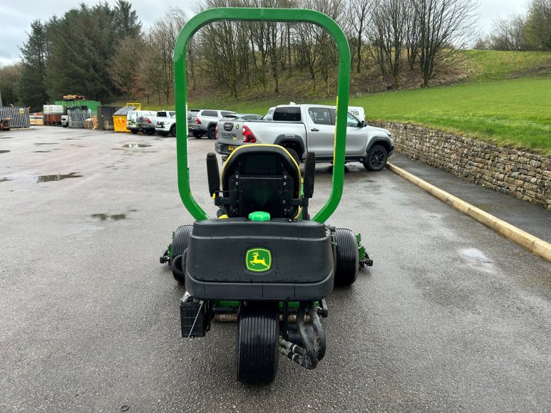 John Deere 2653B Surrounds Mower 