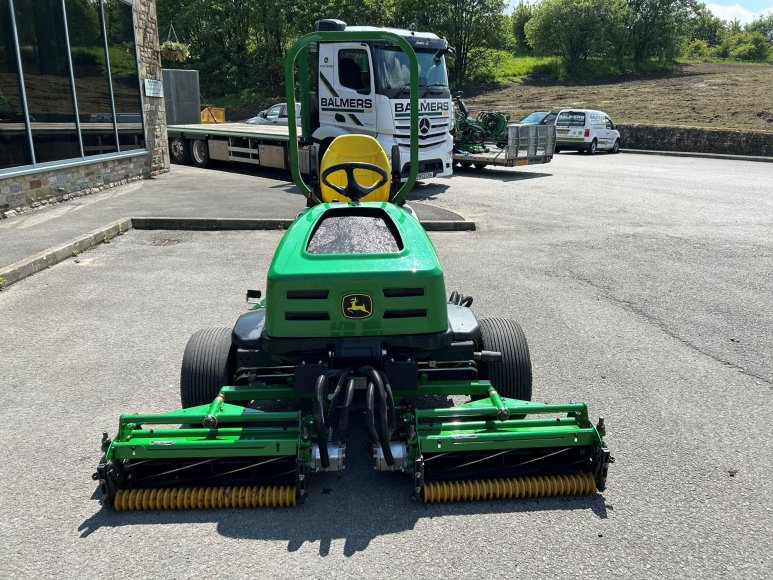 John Deere 2653B Surrounds Mower 