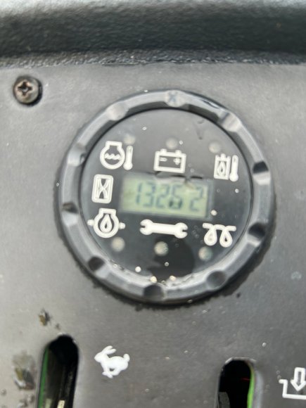 John Deere 2653B Surrounds Mower 