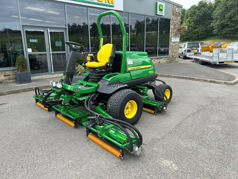 John Deere 8900A Fairway Mower 