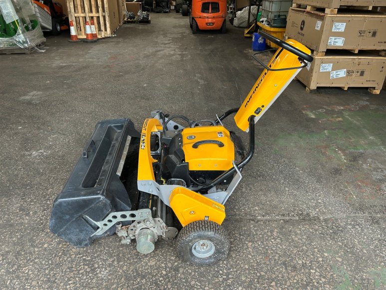 Infinicut FL 34 Pedestrian Cylinder Mower 