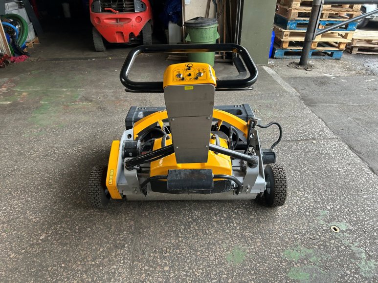 Infinicut FL 34 Pedestrian Cylinder Mower 