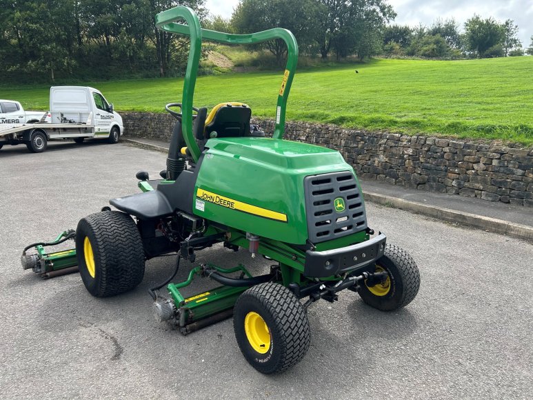 John Deere 7500E Fairway Mower 