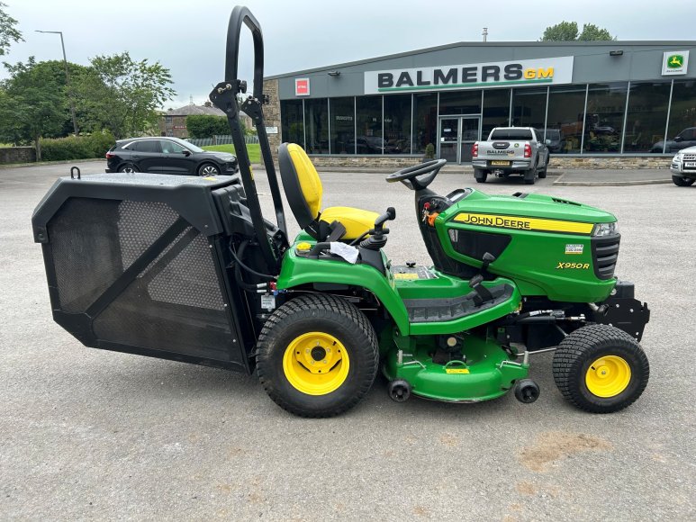 John Deere X950R Ride on Mower