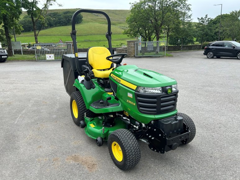 John Deere X950R Ride on Mower