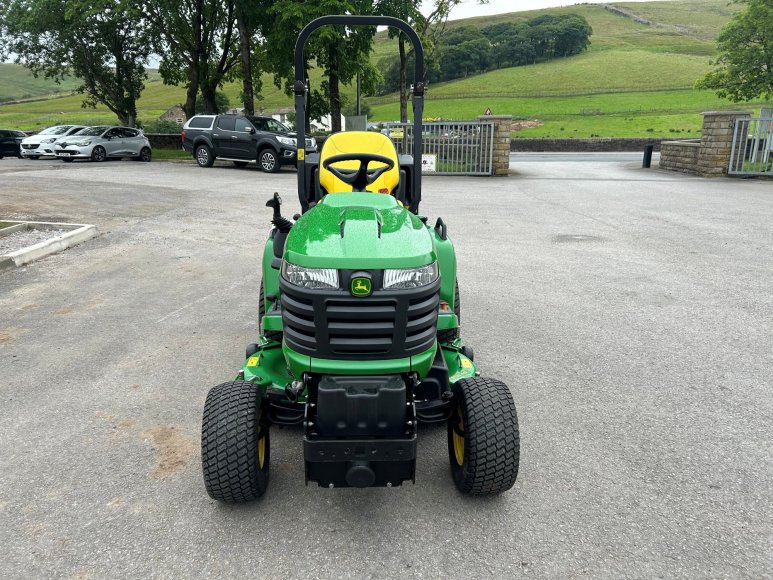 John Deere X950R Ride on Mower