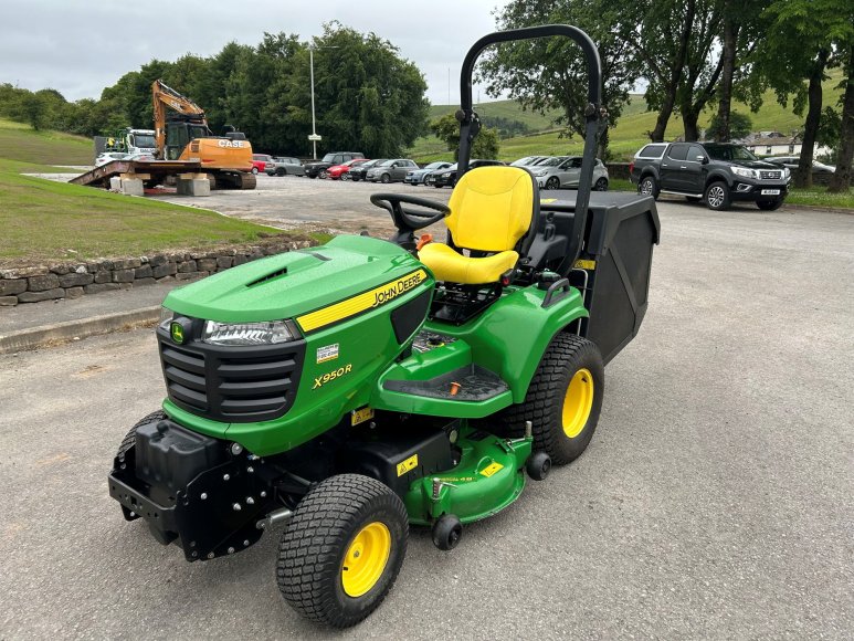 John Deere X950R Ride on Mower