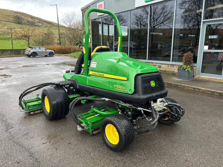John Deere 7700A Fairway Mower 