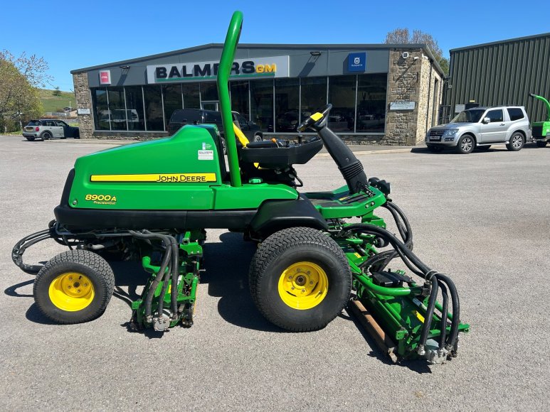 John Deere 8900A Fairway Mower 