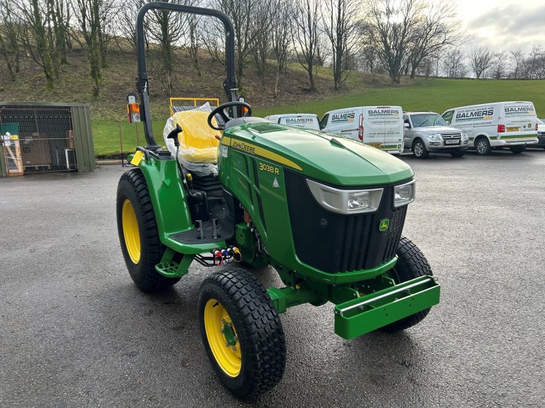 John Deere 3038R Compact Tractor