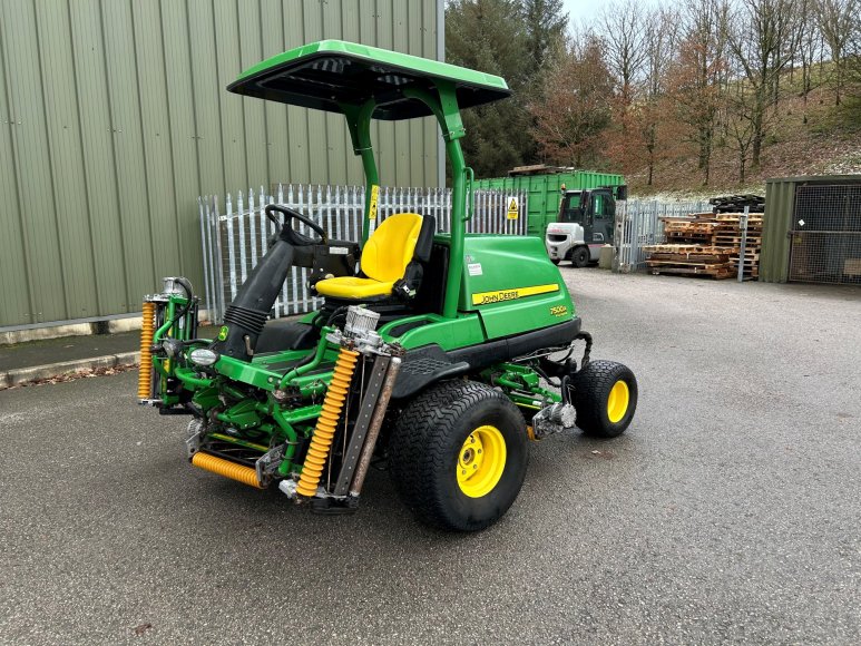John Deere 7500A Fairway Mower 
