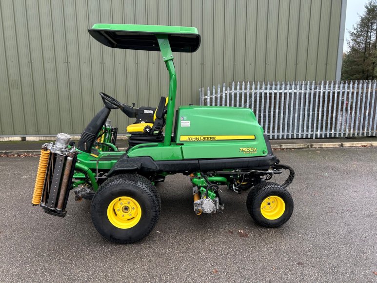 John Deere 7500A Fairway Mower 