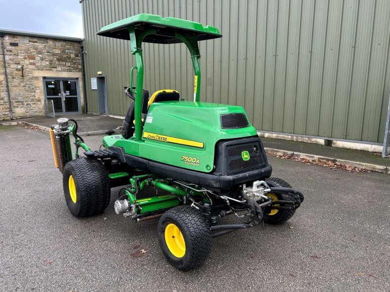 John Deere 7500A Fairway Mower 