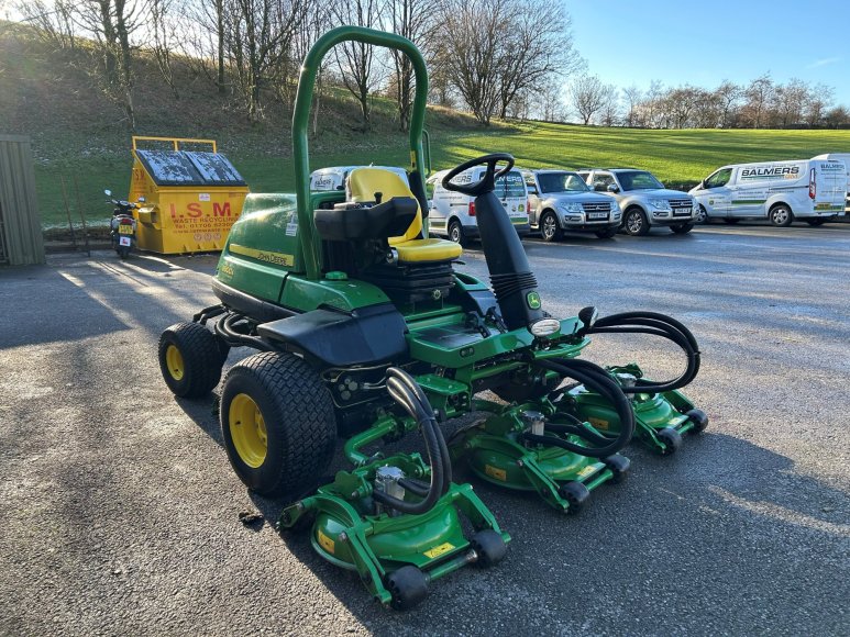 John Deere 8800A Terrain Cut 