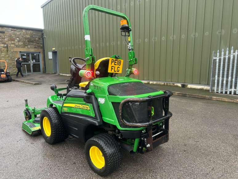 John Deere 1580 Front Mower 