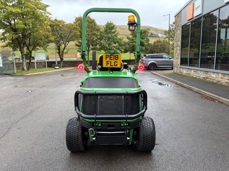 John Deere 1580 Front Mower 