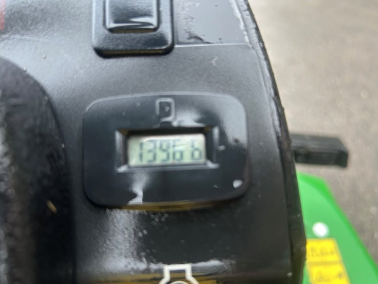 John Deere 1565 Front Mower 