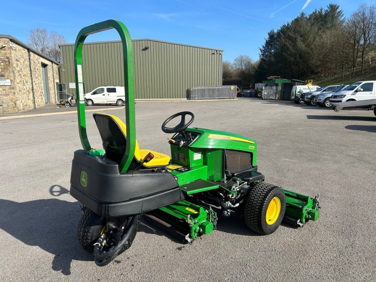 John Deere 2653B Tees Mower