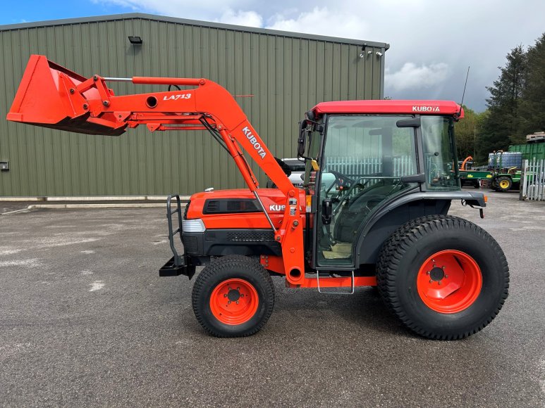 Kubota L4630 Compact Tractor 