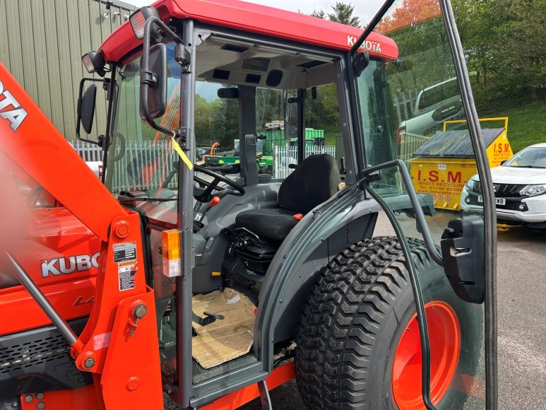 Kubota L4630 Compact Tractor 