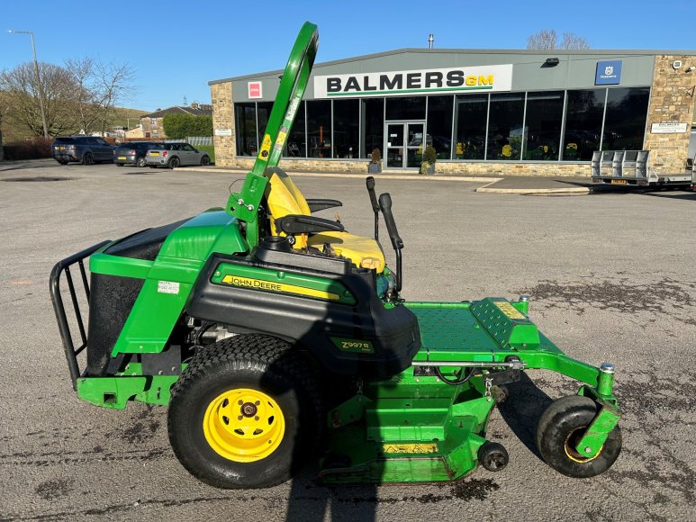 John Deere Z997R Zero Turn Mower 