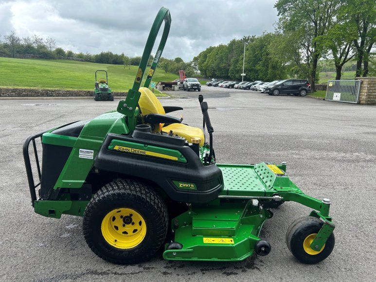 John Deere Z997R Zero Turn Mower 