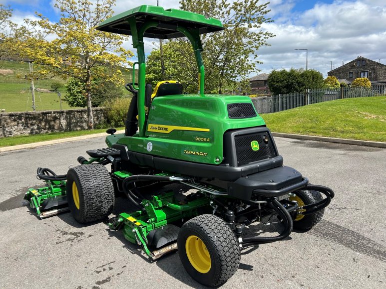 John Deere 9009A Terrain Cut 