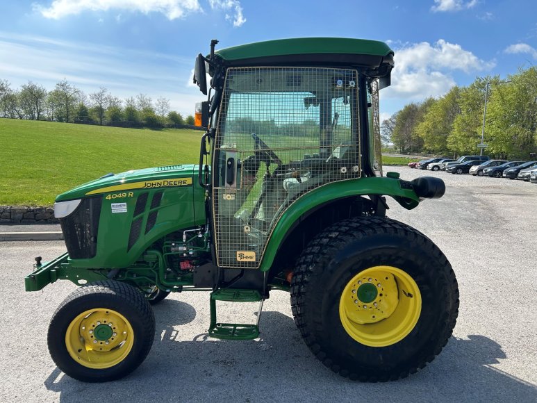 John Deere 4049R Compact Tractor 