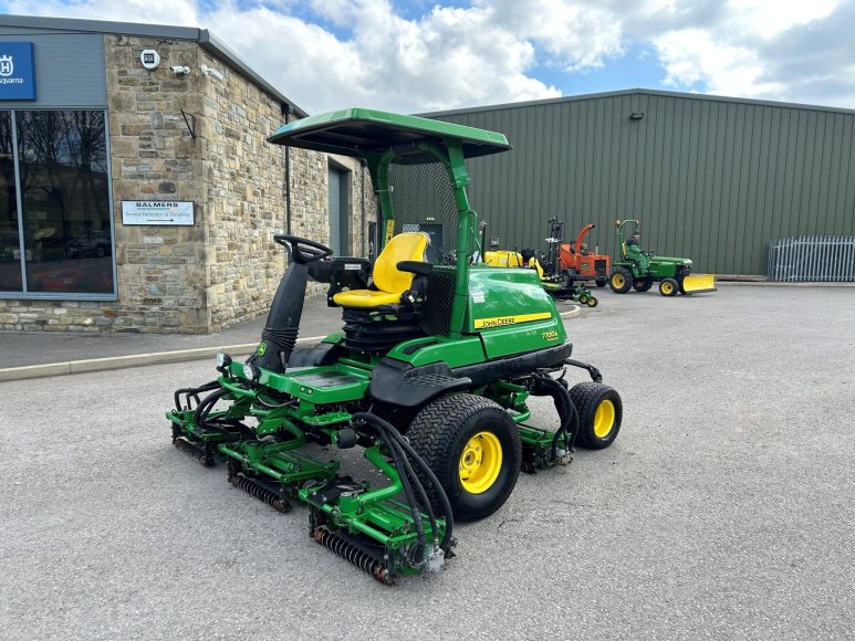 John Deere 7700A Fairway Mower 