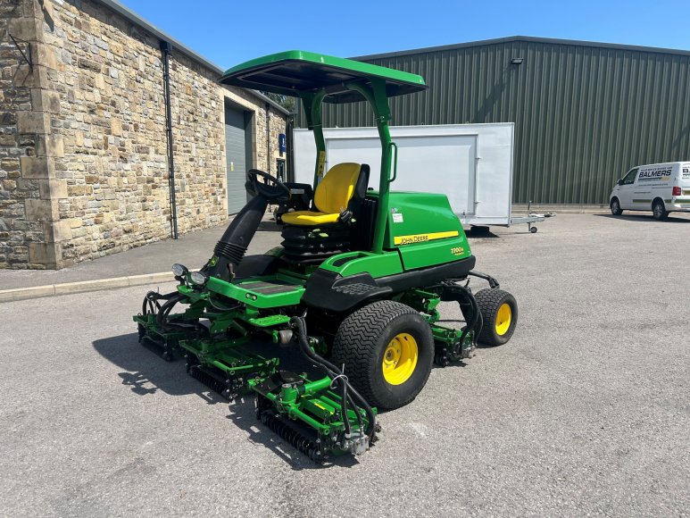 John Deere 7700A Fairway Mower 
