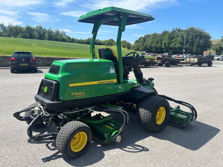 John Deere 7700A Fairway Mower 