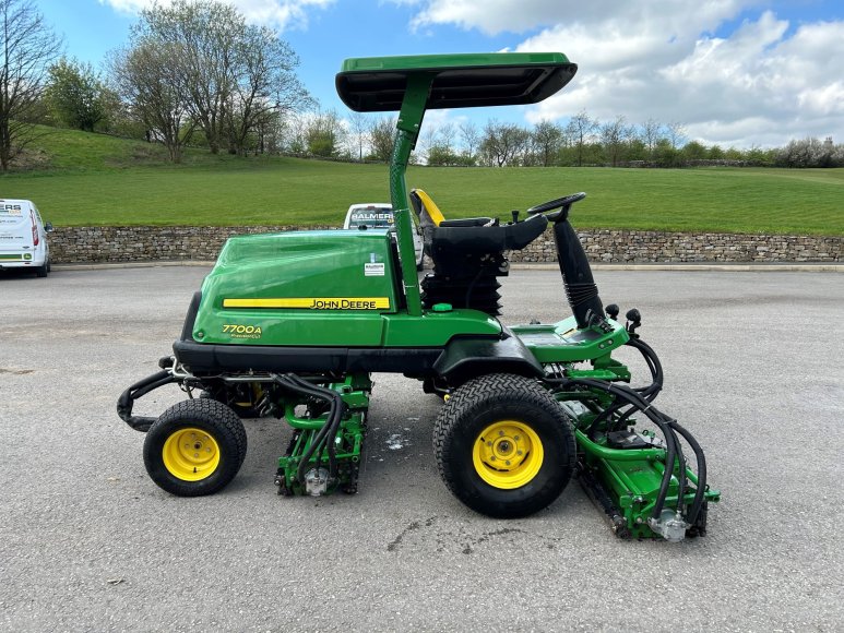 John Deere 7700A Fairway Mower 