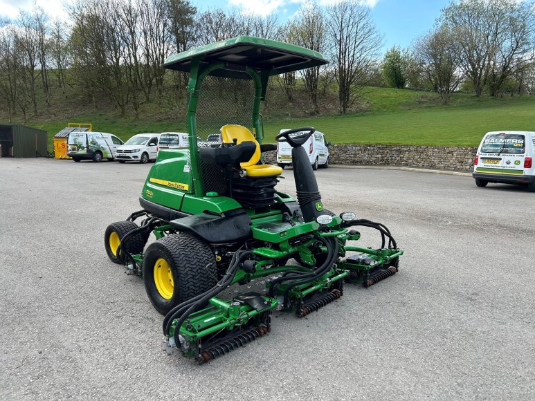 John Deere 7700A Fairway Mower 