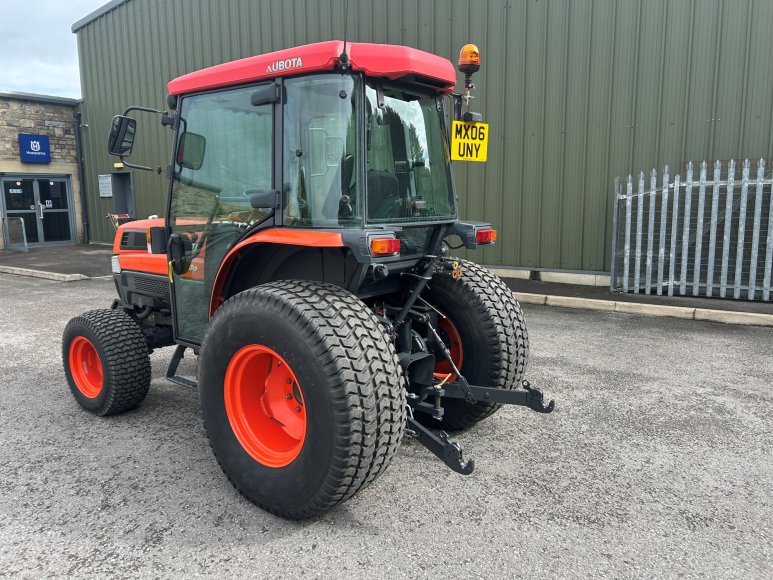Kubota L5030 Compact Tractor 
