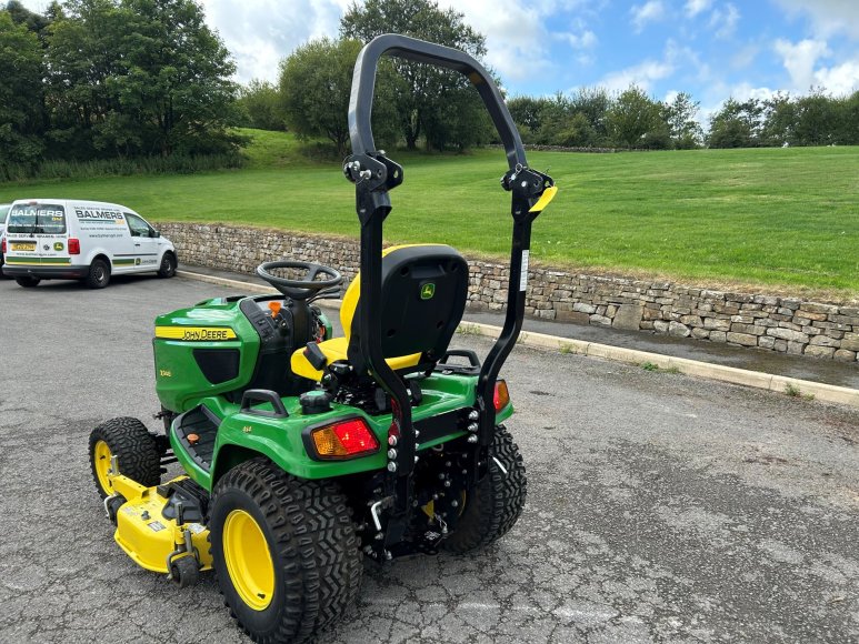 John Deere X948 Lawn Tractor 