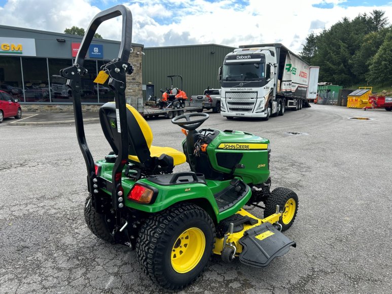 John Deere X948 Lawn Tractor 